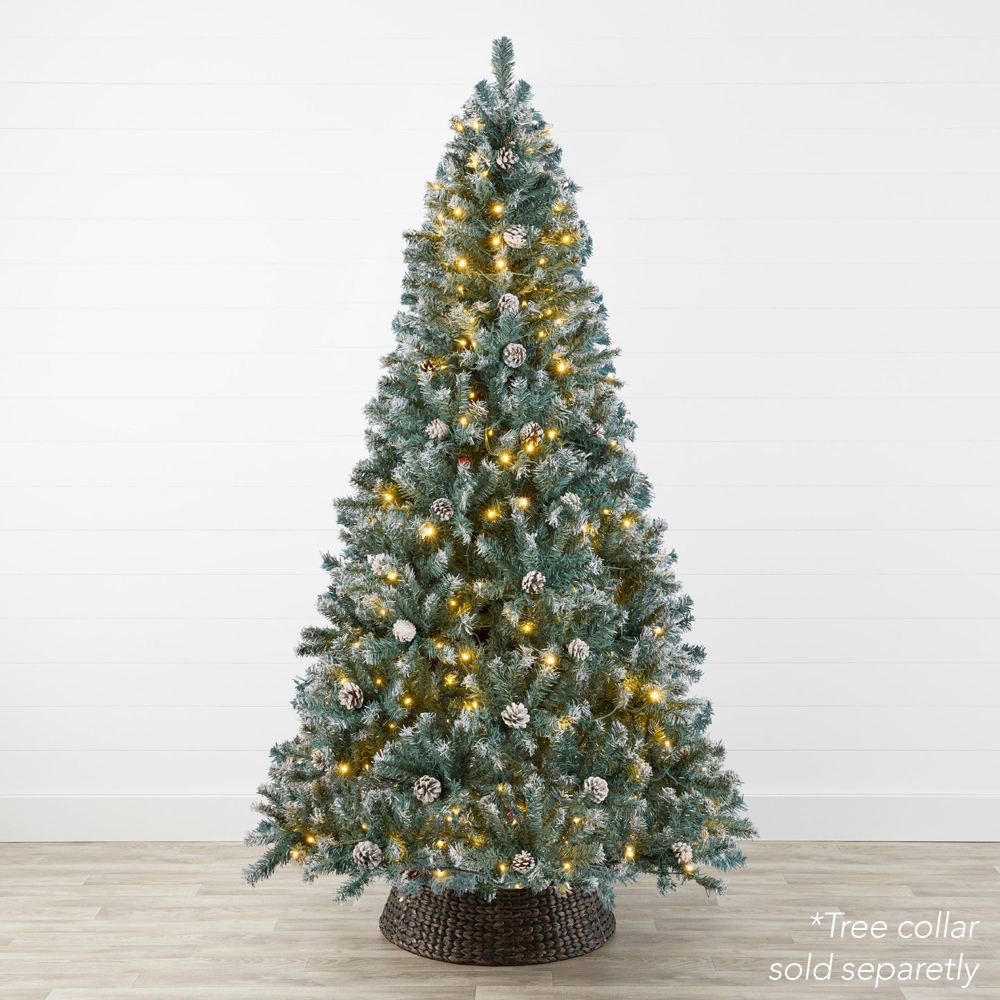 Pre-Lit Pre-Decorated Christmas Tree w/ Flocked Tips Pinecones
